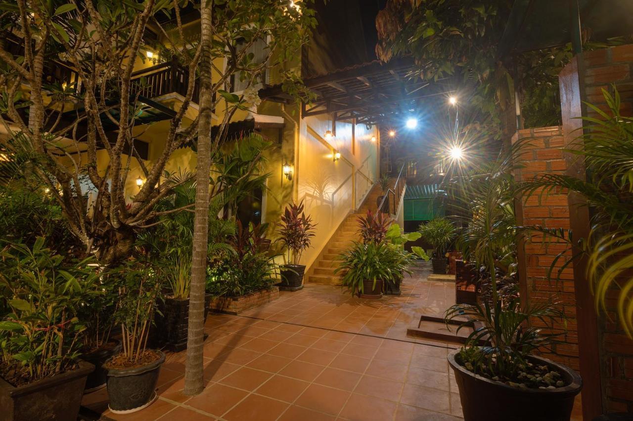 Ravady D'Angkor Siem Reap Exterior foto
