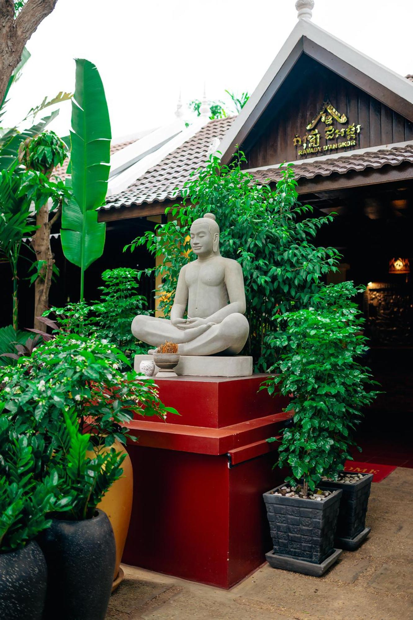 Ravady D'Angkor Siem Reap Exterior foto